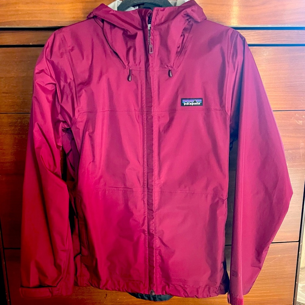Patagonia Women’s Torrentshell Water Repellent Jacket Size Small Zip with Hood